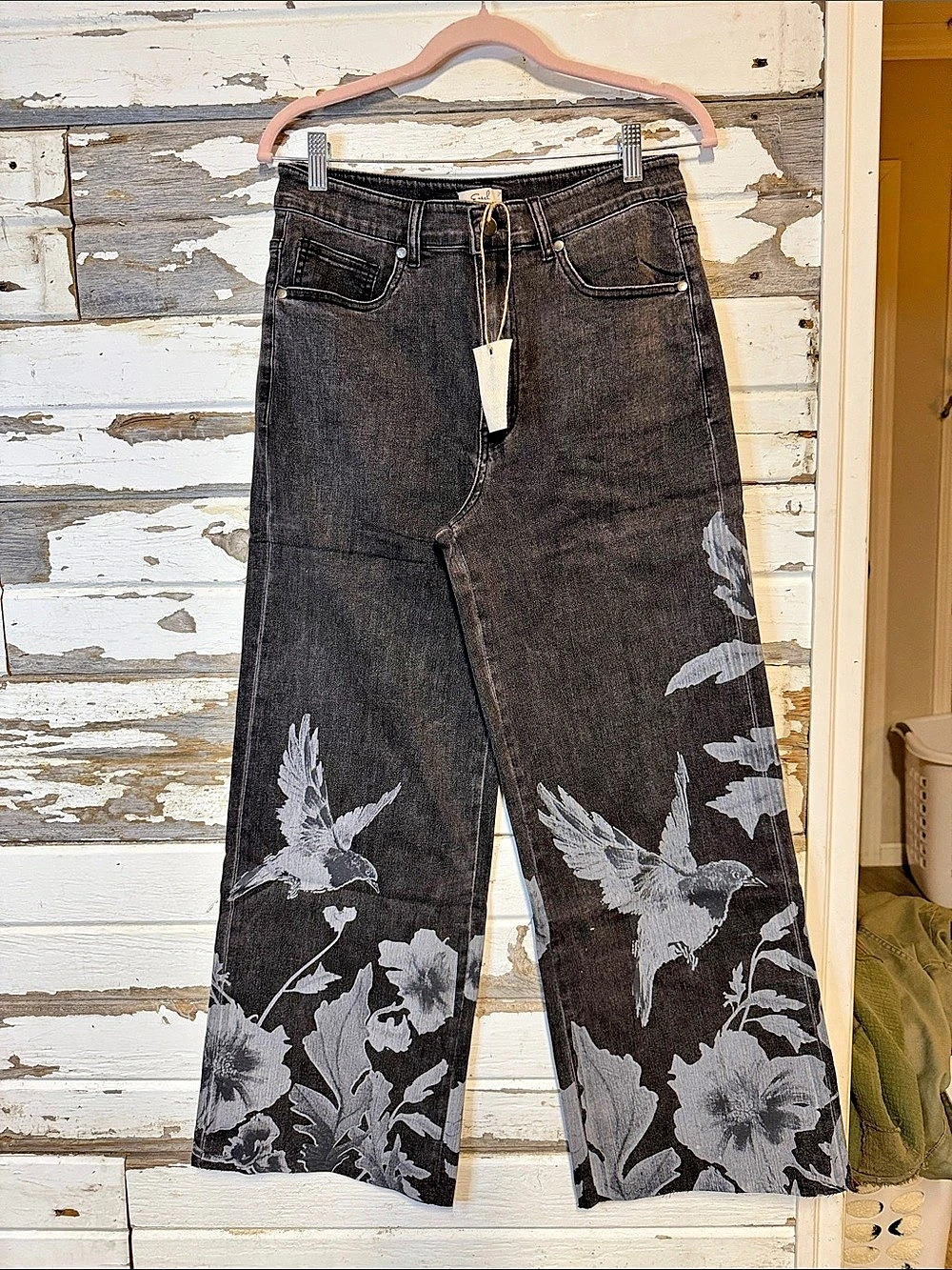 Easel Birds in the Garden Pant Floral Wide-Leg Jeans Black & Gray Large ((044